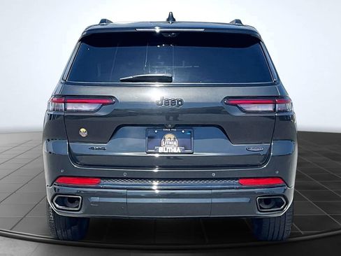 Used 2023 Jeep Grand Cherokee L Summit w/ Advanced Protech Group IV AWD/4WD image 5