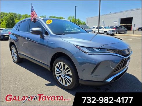 Used 2021 Toyota Venza XLE w/ Softex Package AWD/4WD image 1