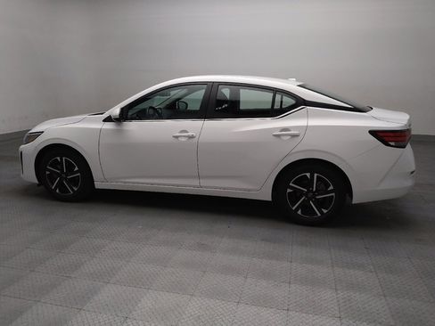 Used 2024 Nissan Sentra SV FWD image 3
