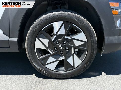 Used 2025 Hyundai Kona SEL AWD/4WD image 12