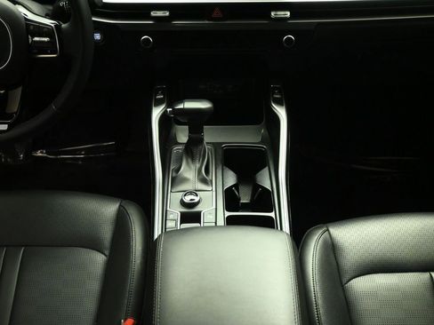 Certified 2025 Kia Sorento S w/ Panoramic Sunroof Package FWD image 36