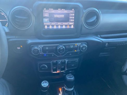 Used 2023 Jeep Wrangler Unlimited AWD/4WD image 14