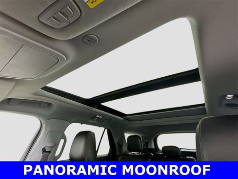 Used 2020 Ford Explorer Limited w/ Class III Trailer Tow Package image 3