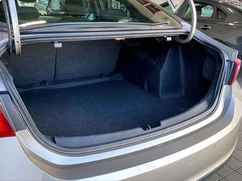 Used 2024 Chevrolet Malibu LT image 19