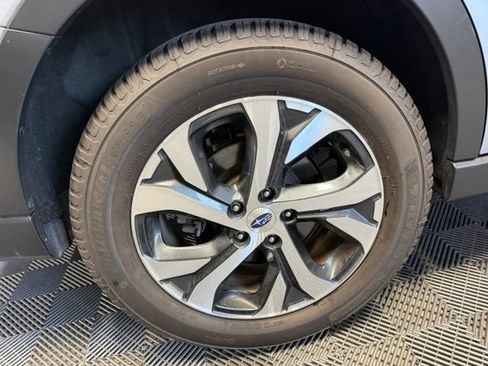 Used 2022 Subaru Outback Limited AWD/4WD image 44
