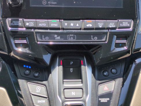 Used 2019 Honda Odyssey Elite image 24