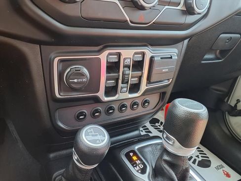Used 2020 Jeep Gladiator Sport w/ Quick Order Package 24S AWD/4WD image 25