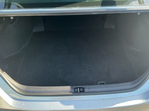 Used 2023 Toyota Camry SE FWD image 18