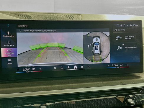 Used 2024 BMW X5 sDrive40i w/ Premium Package RWD image 22