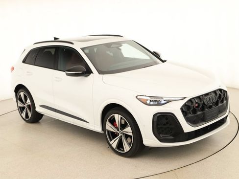 New 2026 Audi SQ5 Premium Plus AWD/4WD image 32