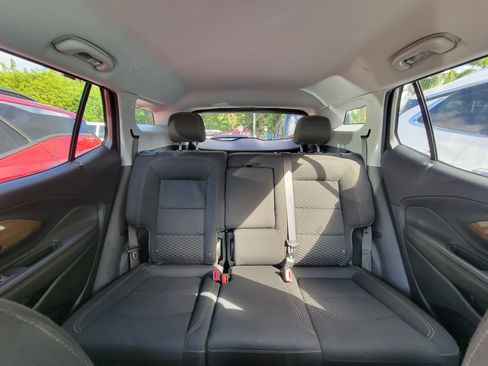 Used 2021 GMC Terrain SLE image 15