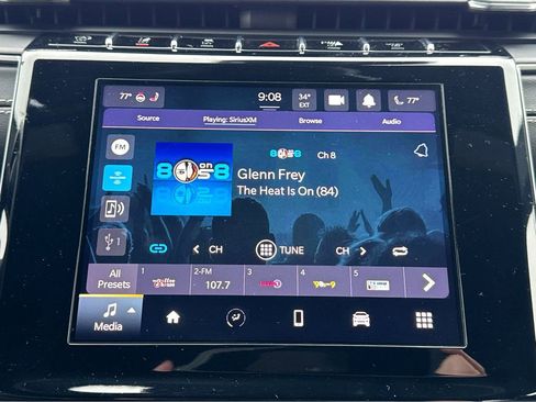 Used 2021 Jeep Grand Cherokee L Laredo image 22