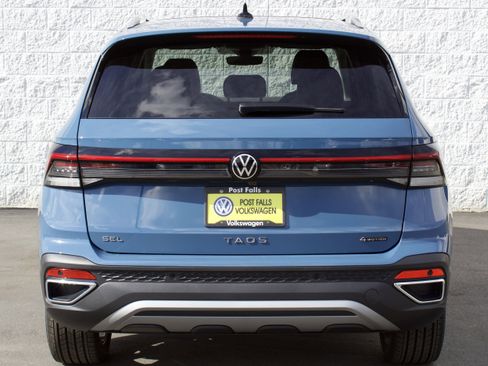New 2026 Volkswagen Taos SEL AWD/4WD image 7