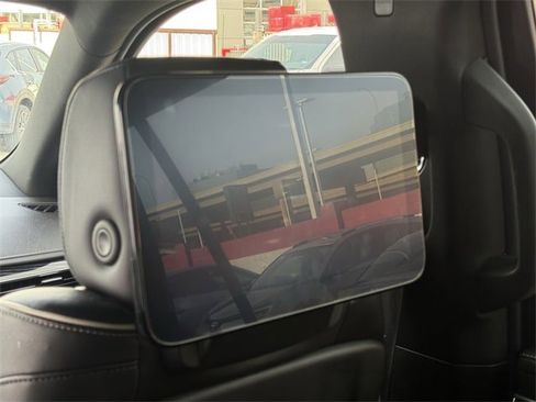 Used 2021 Cadillac Escalade Sport w/ Driver Assist Tech Package image 27