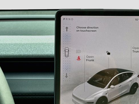 Used 2026 Tesla Model Y Long Range AWD/4WD image 18