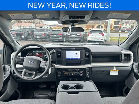 New 2026 Ford F250 XL w/ XL Chrome Package image 24