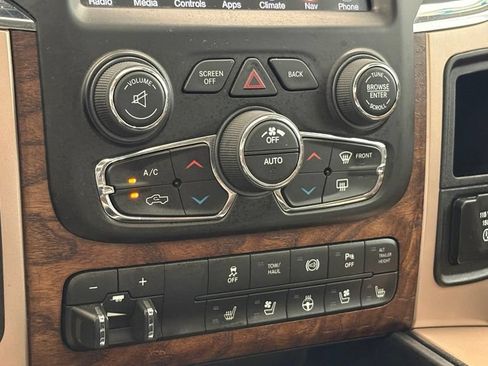 Used 2015 RAM 2500 Longhorn w/ Convenience Group AWD/4WD image 45