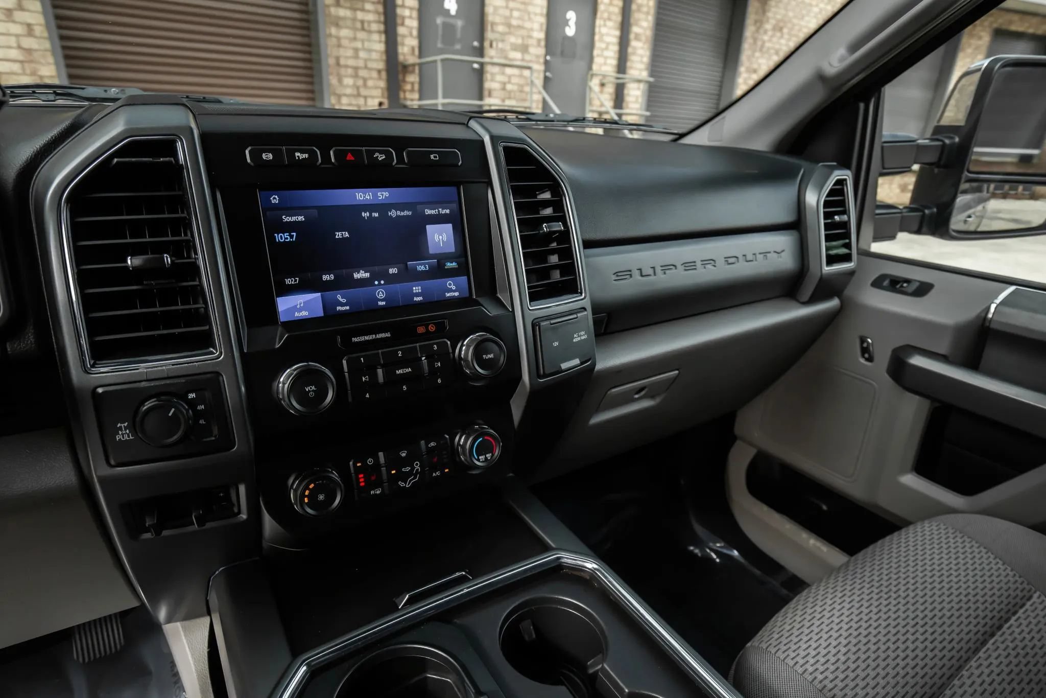 Used 2021 Ford F250 XLT w/ XLT Premium Package AWD/4WD image 23