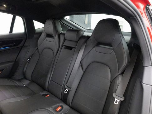 New 2026 Porsche Panamera 4 image 24
