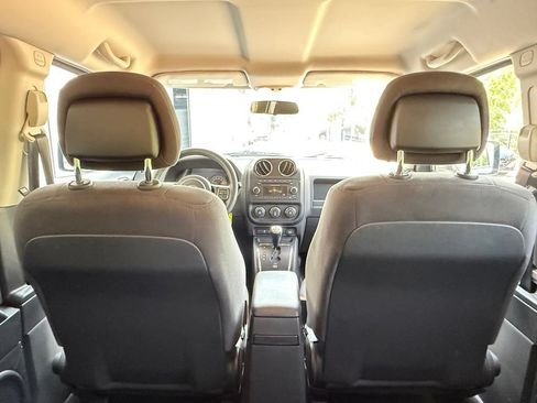 Used 2014 Jeep Patriot Sport w/ Power Value Group FWD image 32