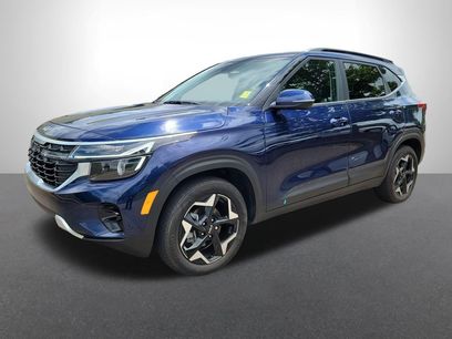 Used 2025 Kia Seltos EX w/ EX Sunroof Package