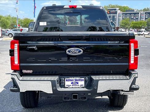 New 2026 Ford F250 4x4 Crew Cab Super Duty image 4