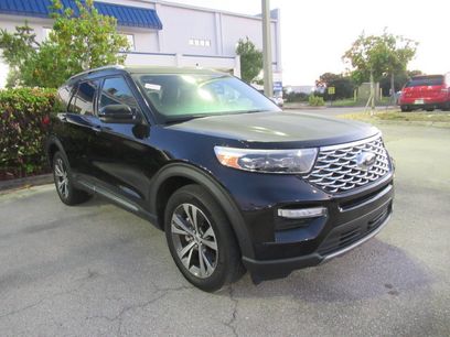 Used 2020 Ford Explorer Platinum w/ Premium Technology Package