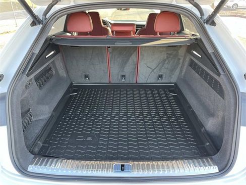 Used 2024 Audi SQ8 Prestige image 23
