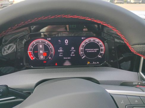 New 2026 Volkswagen GTI SE FWD image 11