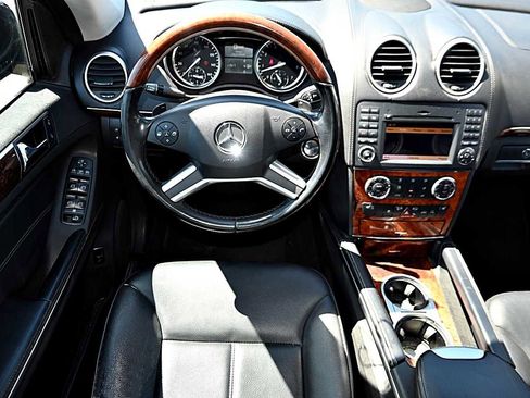 Used 2012 Mercedes-Benz GL 450 4MATIC image 15