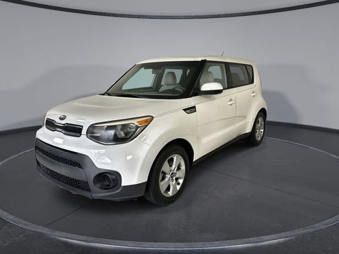 Used 2019 Kia Soul FWD image 4
