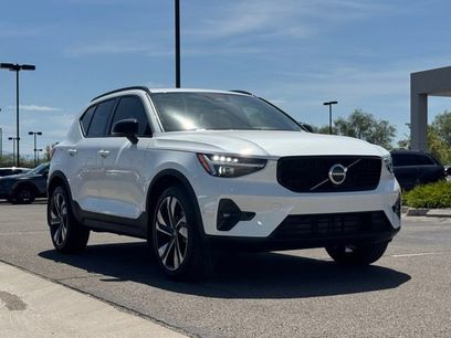 New 2026 Volvo XC40 B5 Plus w/ Climate Package