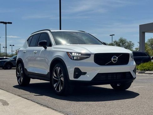 New 2026 Volvo XC40 B5 Plus w/ Climate Package AWD/4WD image 1