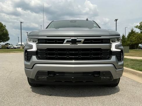 Used 2023 Chevrolet Silverado 1500 RST w/ Convenience Package II AWD/4WD image 8