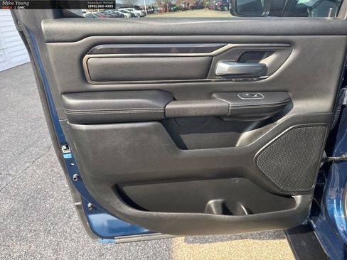 Used 2021 RAM 1500 Sport w/ Technology Group image 39