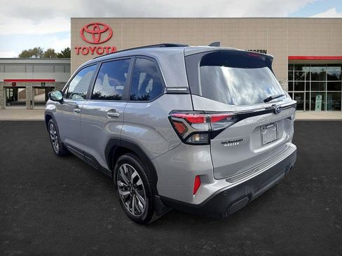 Used 2025 Subaru Forester Touring w/ Touring Package image 7