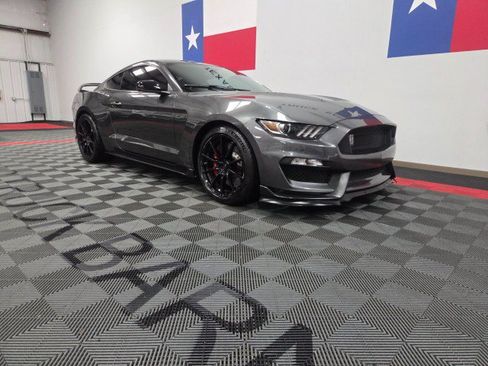 Used 2016 Ford Mustang Shelby GT350 w/ Technology Package RWD image 14