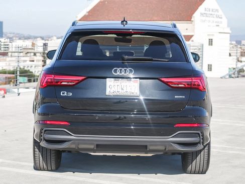 Used 2025 Audi Q3 2.0T Premium image 7