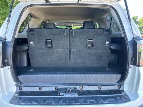 Used 2019 Toyota 4Runner SR5 Premium AWD/4WD image 47