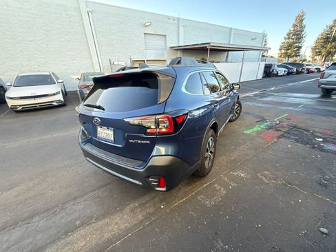 Used 2021 Subaru Outback Premium AWD/4WD image 4