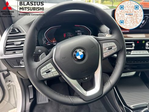 Used 2025 BMW X4 xDrive30i AWD/4WD image 30