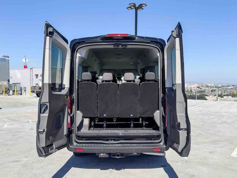 Used 2025 Ford Transit 350 XLT RWD image 29