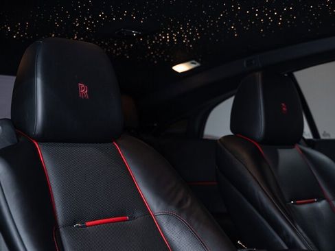 Used 2017 Rolls-Royce Wraith RWD image 58