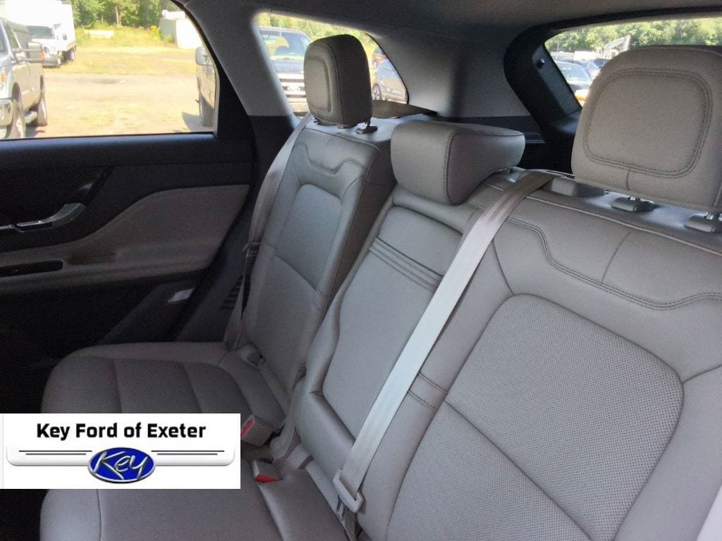 Used 2022 Lincoln Corsair AWD w/ Equipment Group 101A image 18