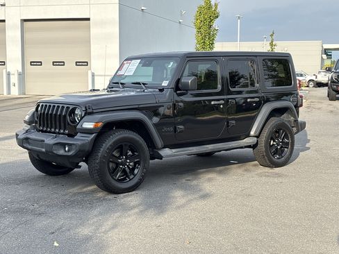 Used 2021 Jeep Wrangler Unlimited Sport AWD/4WD image 5