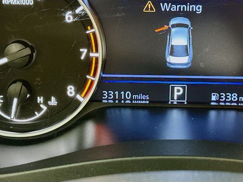 Used 2024 Nissan Altima 2.5 SR FWD image 19