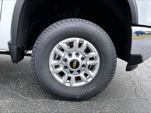 New 2026 Chevrolet Silverado 2500 W/T w/ WT Convenience Package image 9