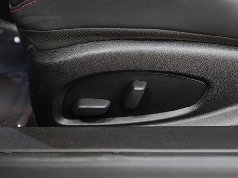 Used 2020 Chevrolet Camaro ZL1 RWD image 28