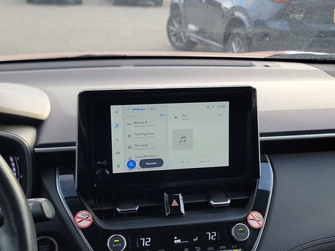 Used 2023 Toyota Corolla Cross XLE image 16