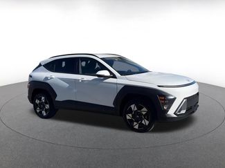 Used 2025 Hyundai Kona SEL video 2